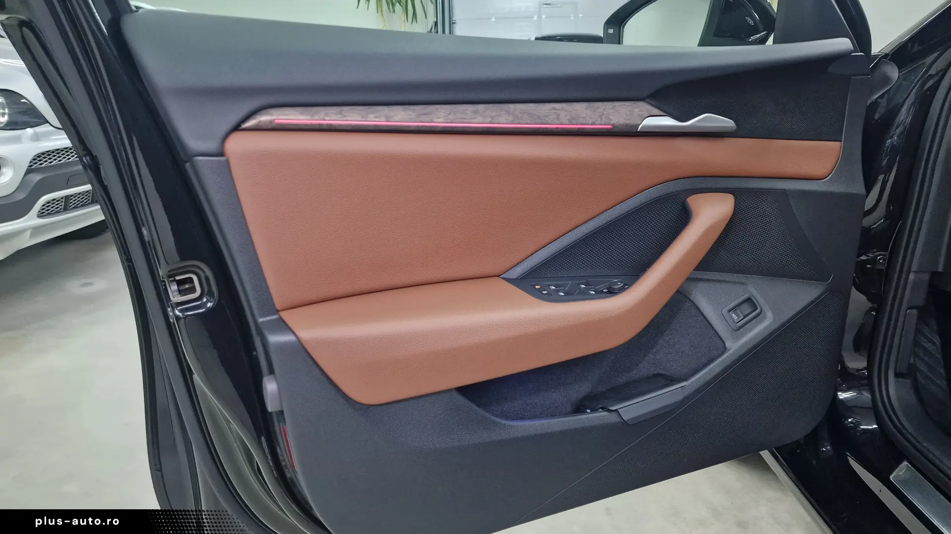 Skoda Superb 2.0Turbo 265CP Masaj Ventilatie Garantie2028