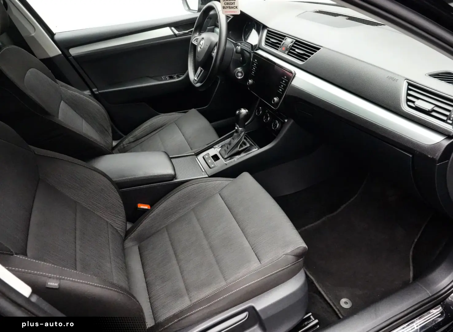 SKODA Superb 2019 — imagine 12