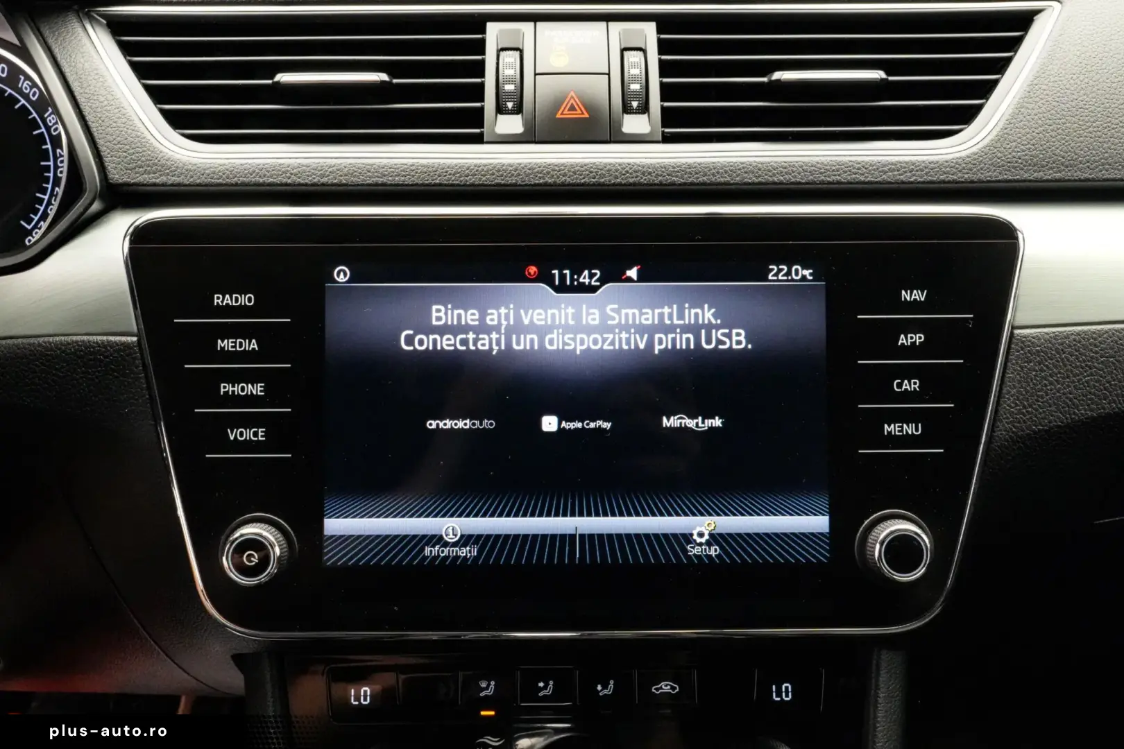 SKODA Superb 2019 — imagine 21