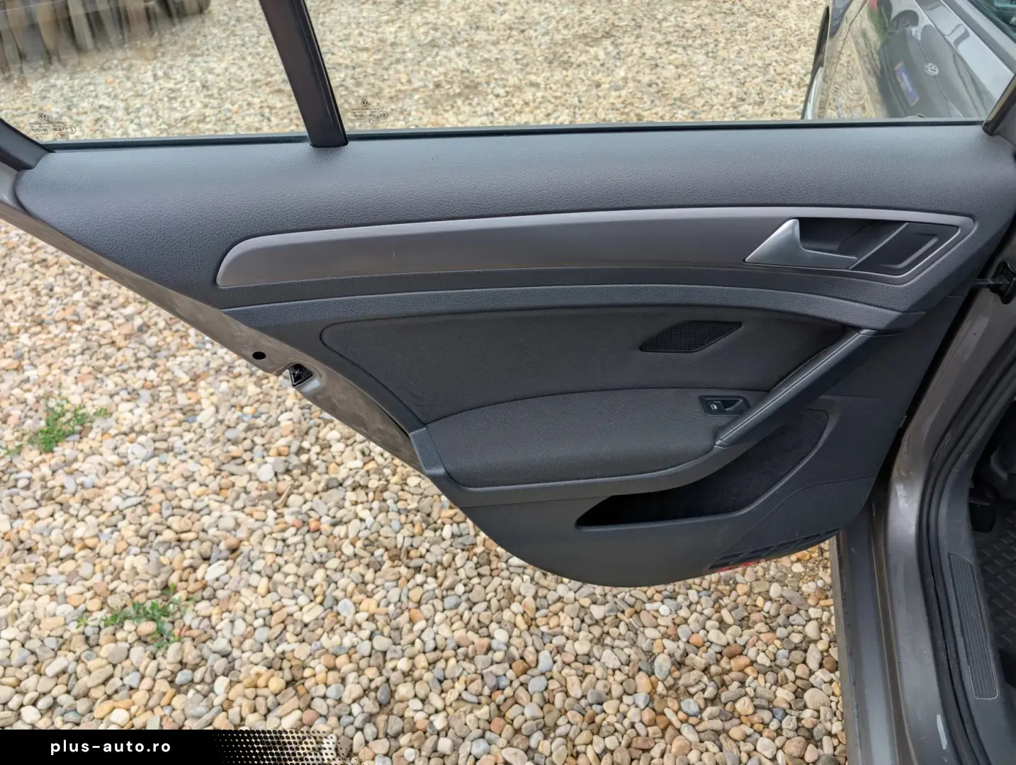 Volkswagen Golf   1.6 TDI 105CP   2015   TVA Deductibil