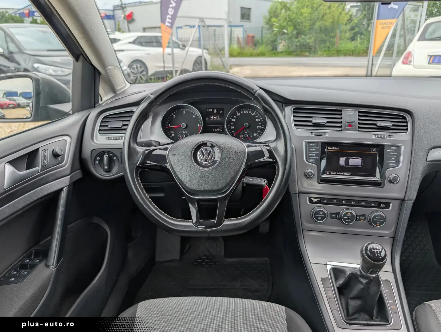 Volkswagen Golf   1.6 TDI 105CP   2015   TVA Deductibil