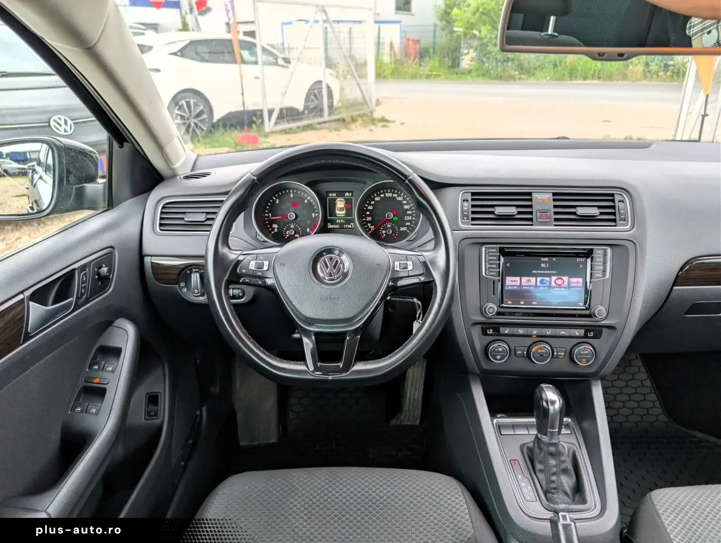 VOLKSWAGEN Jetta 2016 — imagine 18