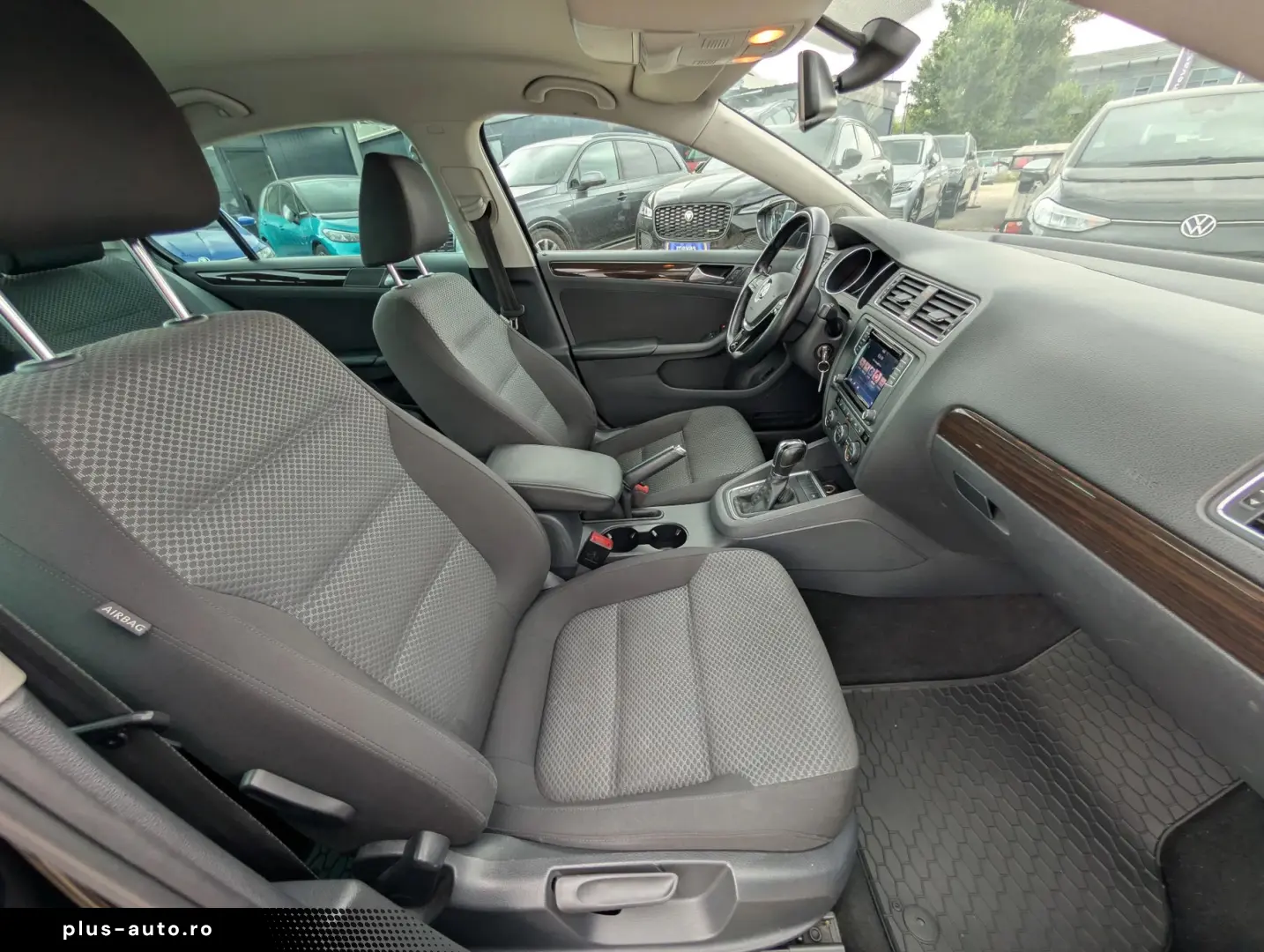 VOLKSWAGEN Jetta 2016 — imagine 21