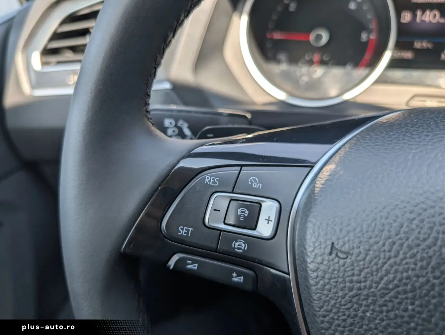 Volkswagen Tiguan   2.0 TDI DSG 4Motion   2018   TVA Deducut