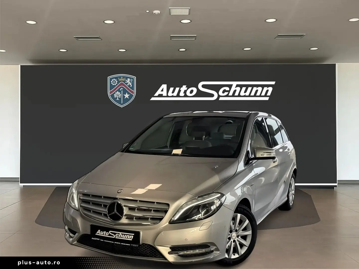 Mercedes-Benz B-200