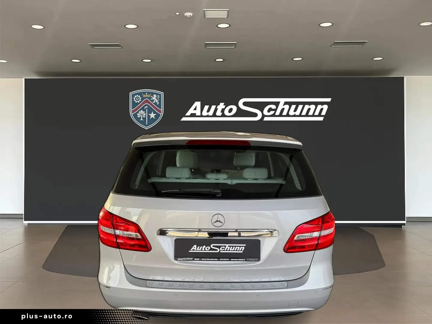 Mercedes-Benz B-200