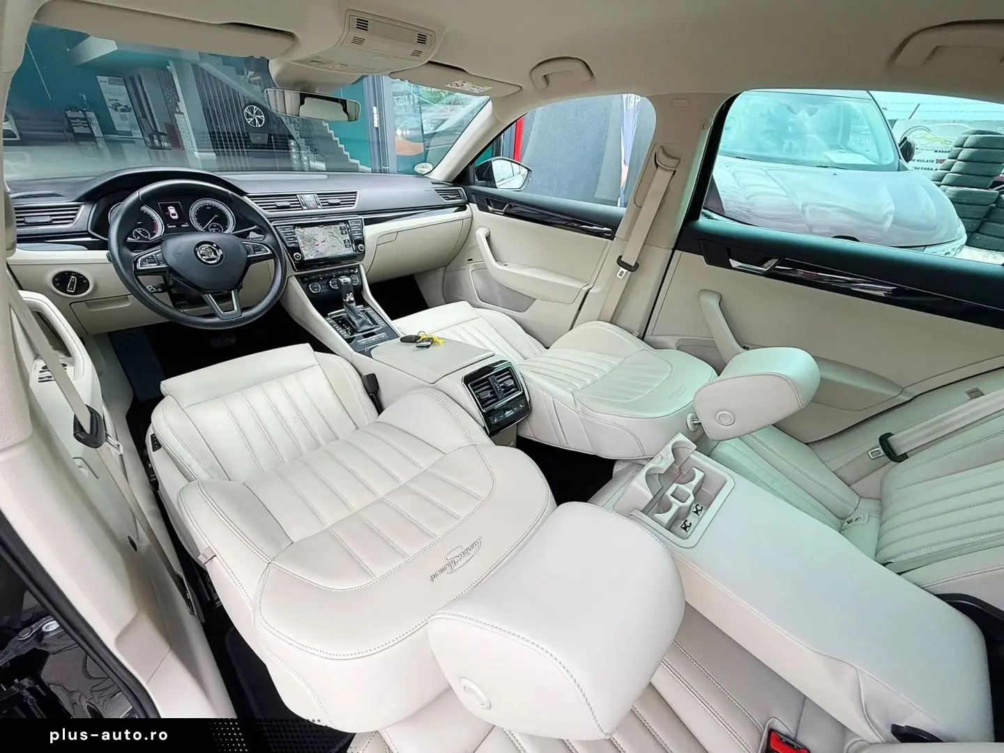 SKODA Superb 2017 — imagine 17