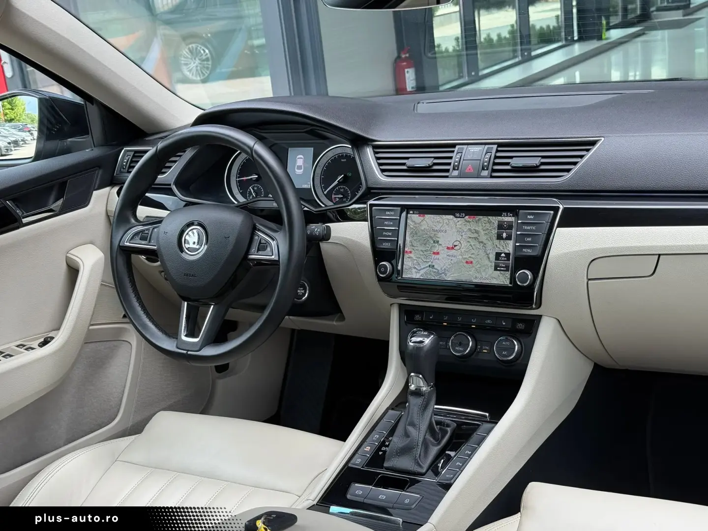 SKODA Superb 2017 — imagine 18