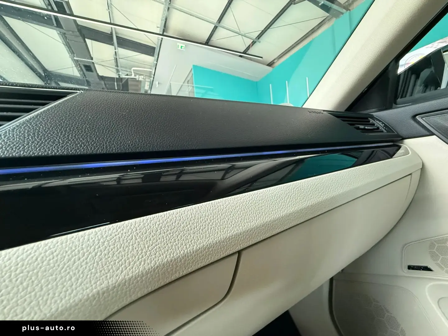 SKODA Superb 2017 — imagine 37