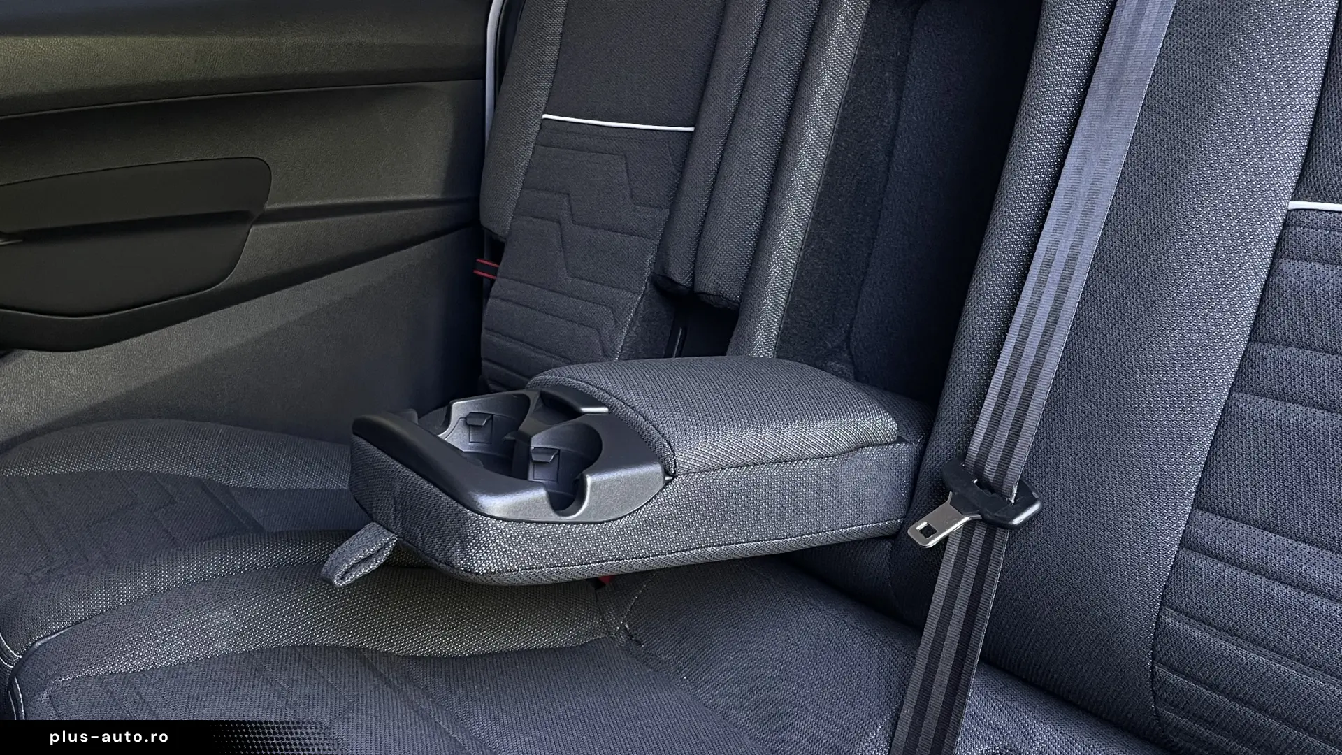 Ford Tourneo Connect Maxi Titanium   Euro 6   Panoramic