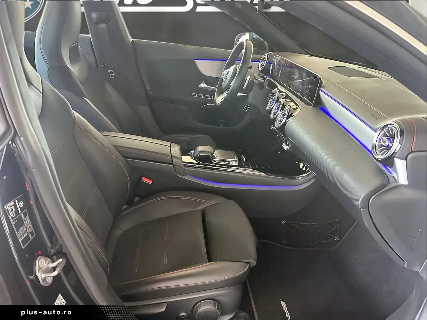 Mercedes-Benz CLA 200 Coupe AMG Line Avantaj Park Navigatie