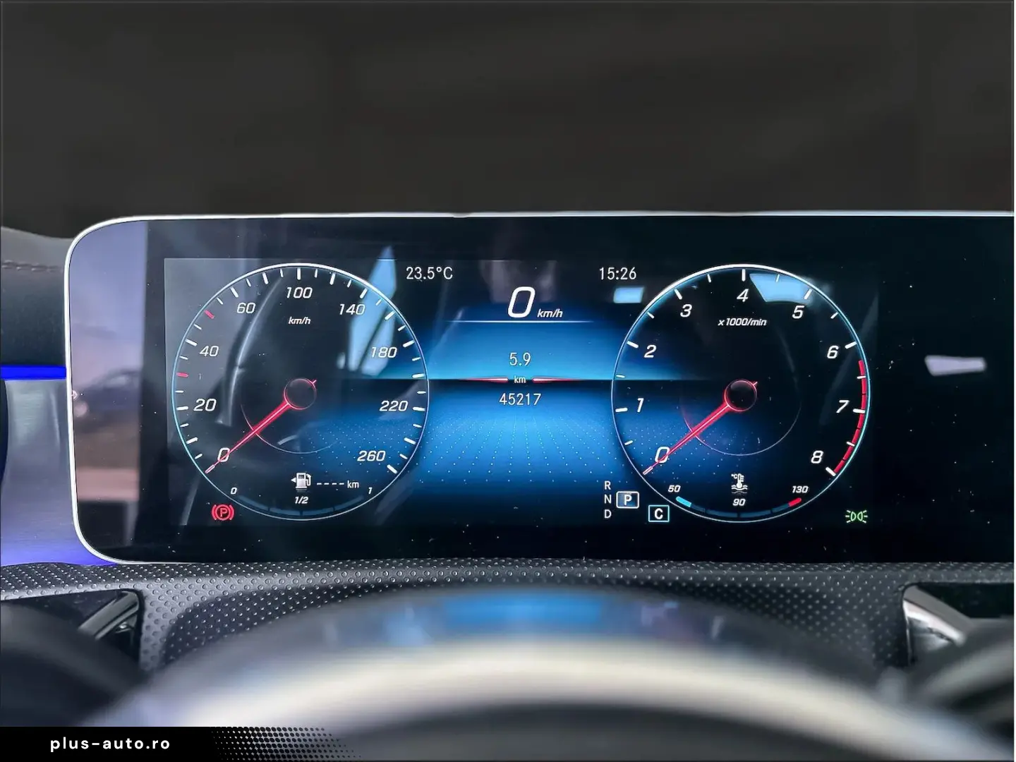 Mercedes-Benz CLA 200 Coupe AMG Line Avantaj Park Navigatie