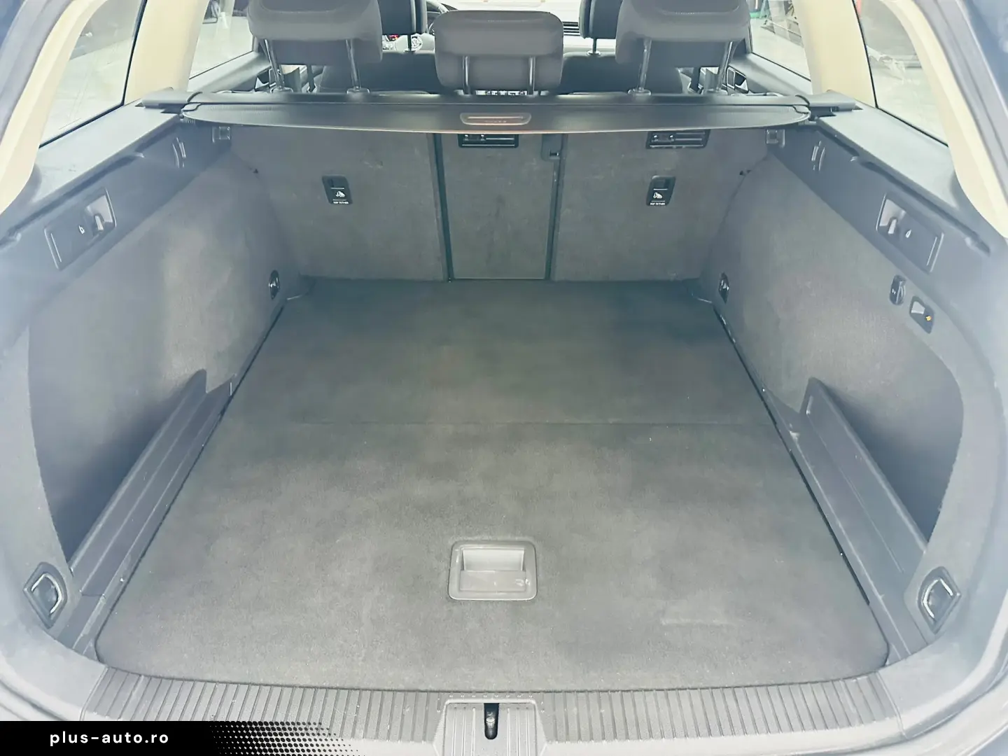 VOLKSWAGEN PASSAT 2016 2.0D E6 Garantie 12 Luni Rate Avans 0