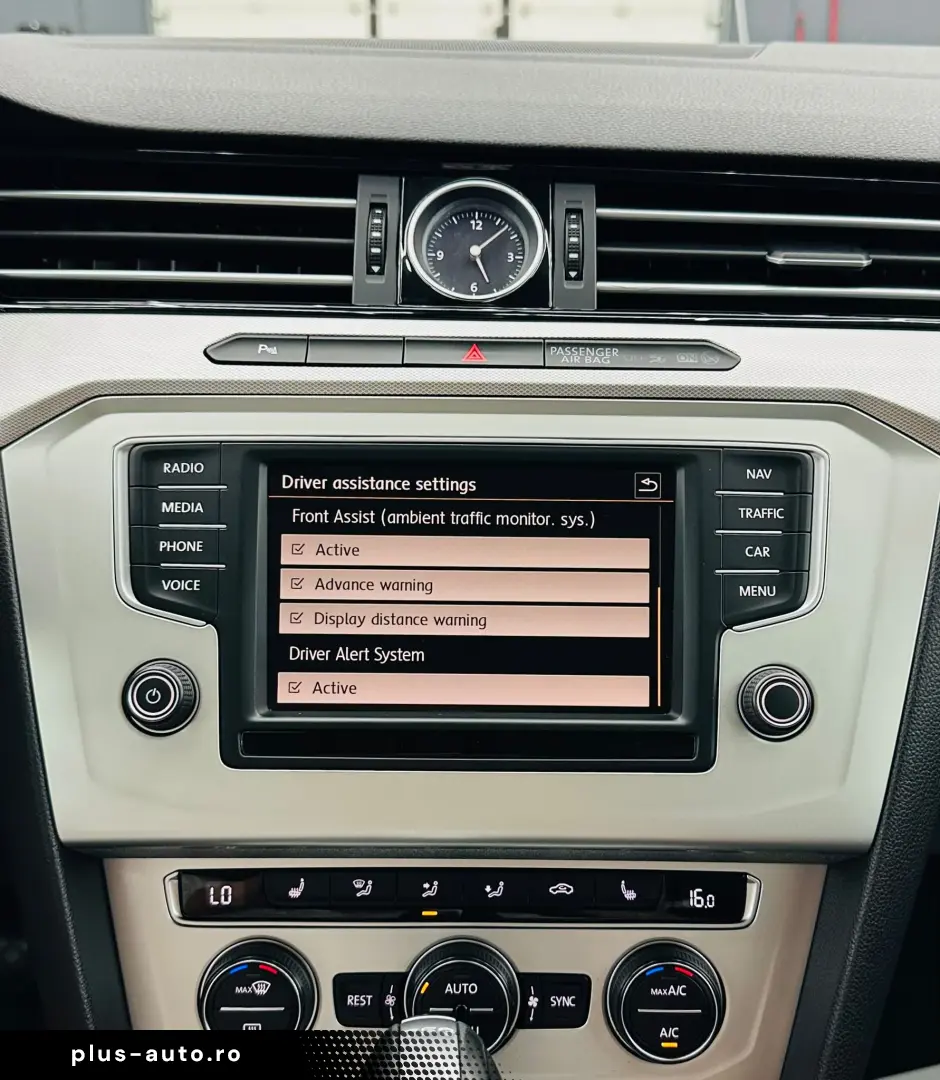 VOLKSWAGEN PASSAT 2016 2.0D E6 Garantie 12 Luni Rate Avans 0