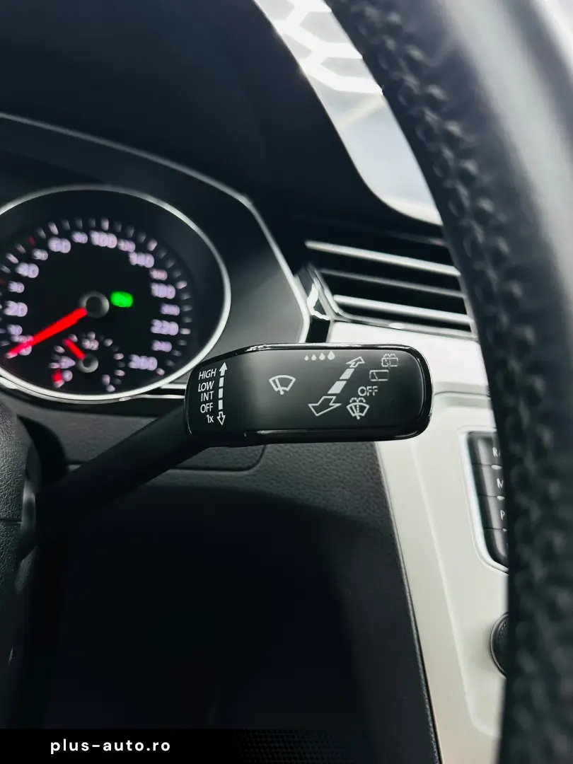 VOLKSWAGEN PASSAT 2016 2.0D E6 Garantie 12 Luni Rate Avans 0