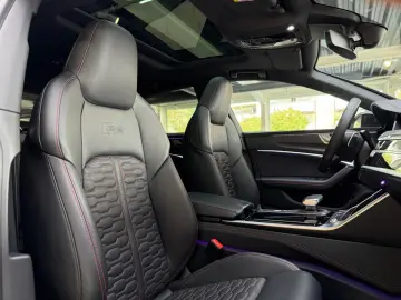 AUDI RS7 4.0 TFSI quattro Dynamik  Pano HuD B&O StHzg
