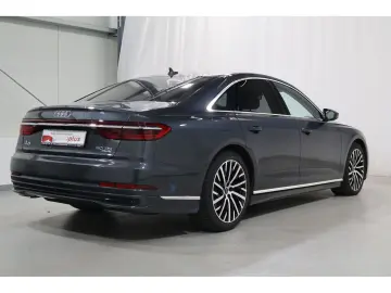 AUDI A8 50 TDI quattro Pano Allradlenkung Head-Up Dis