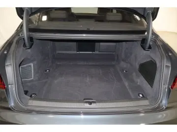 AUDI A8 50 TDI quattro Pano Allradlenkung Head-Up Dis