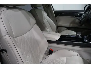 AUDI A8 50 TDI quattro Pano Allradlenkung Head-Up Dis