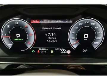 AUDI A8 50 TDI quattro Pano Allradlenkung Head-Up Dis