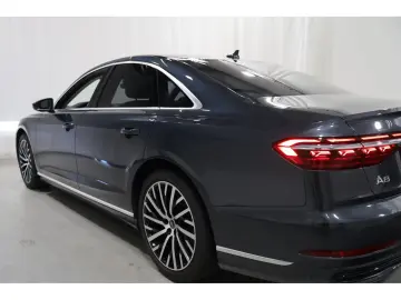 AUDI A8 50 TDI quattro Pano Allradlenkung Head-Up Dis