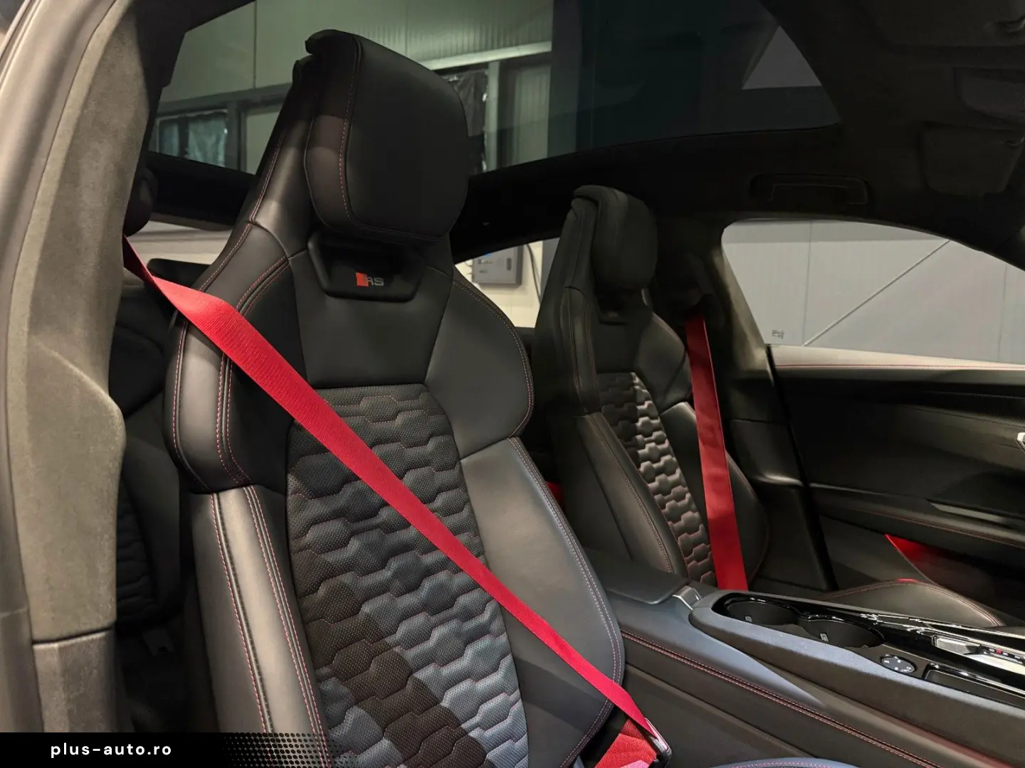 AUDI RS e-tron GT quattro NP 176.140 EUR KERAMIK CARB