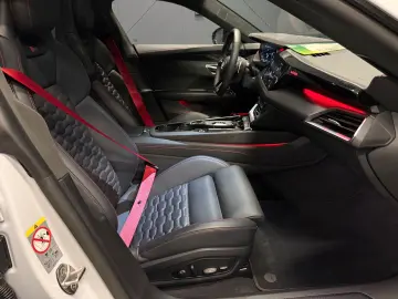 AUDI RS e-tron GT quattro NP 176.140 EUR KERAMIK CARB