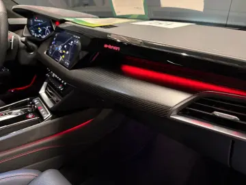 AUDI RS e-tron GT quattro NP 176.140 EUR KERAMIK CARB