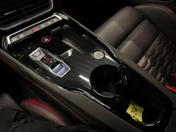 AUDI RS e-tron GT quattro NP 176.140 EUR KERAMIK CARB