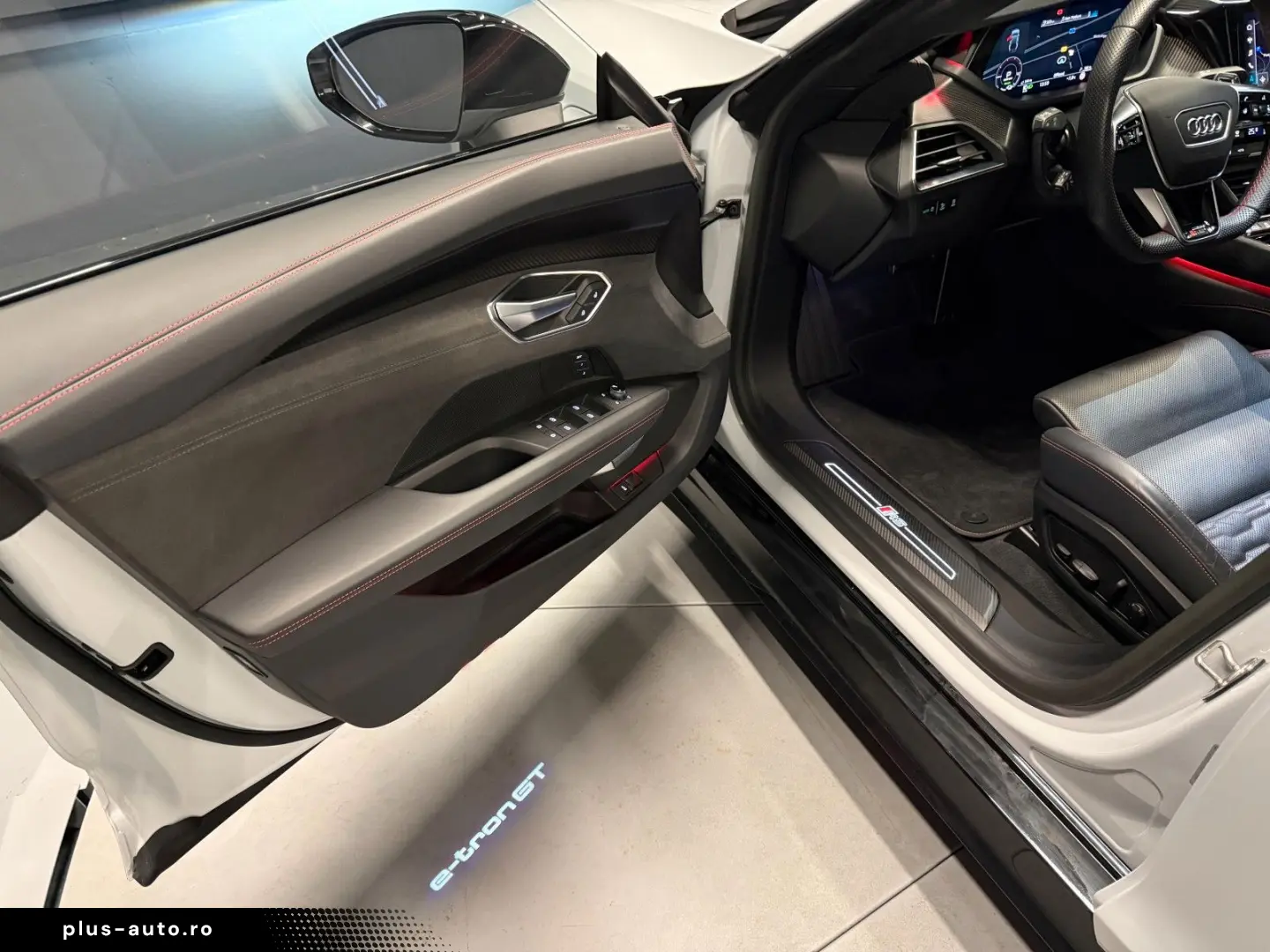 AUDI RS e-tron GT quattro NP 176.140 EUR KERAMIK CARB