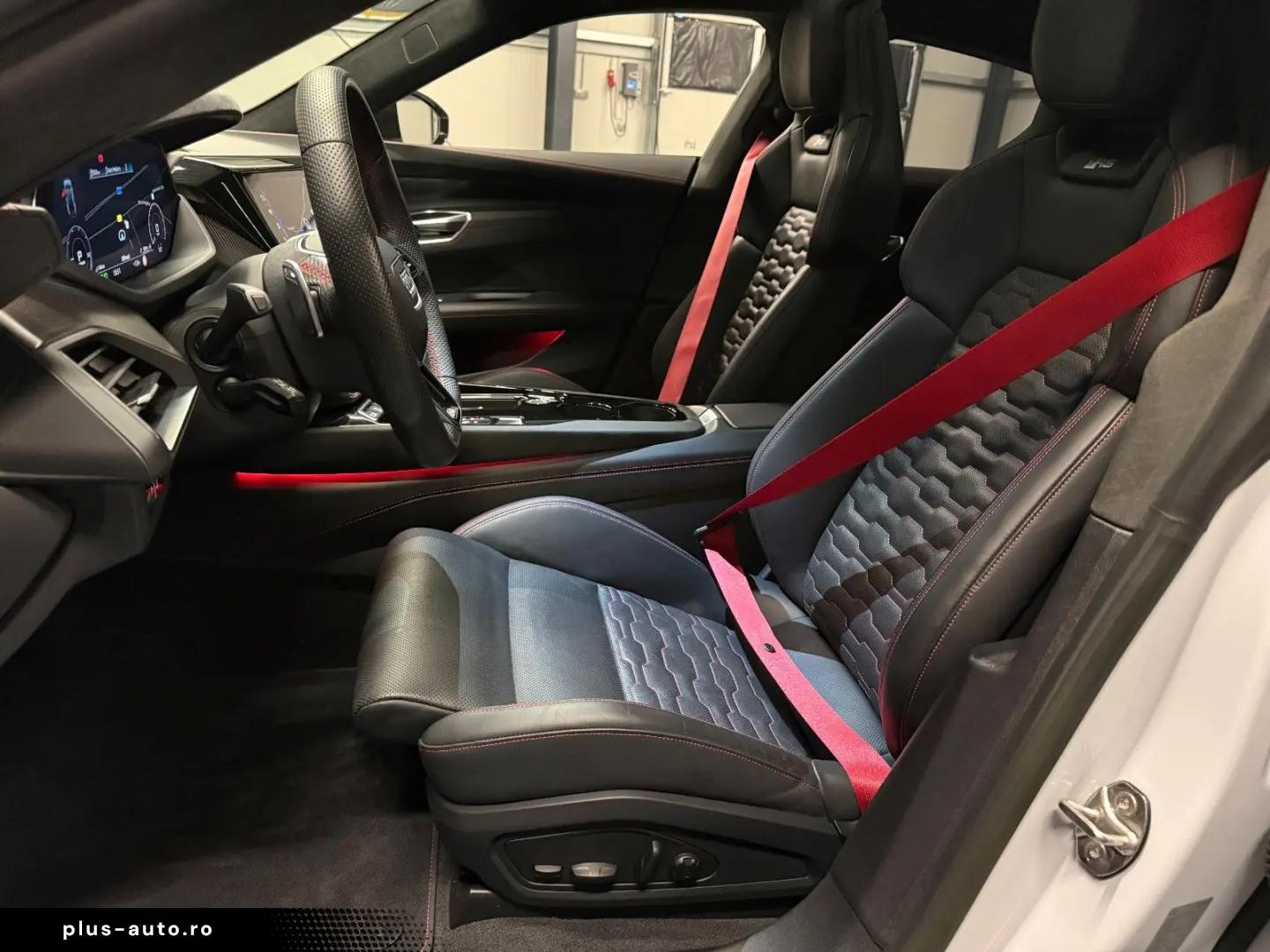 AUDI RS e-tron GT quattro NP 176.140 EUR KERAMIK CARB