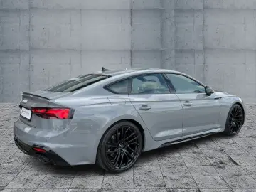 AUDI RS 5 Sportback quattro