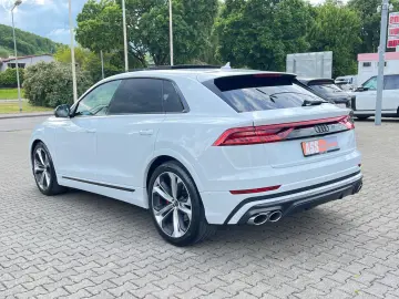 AUDI SQ8 competition  SofC HuD Sta 3xCarb 1HD Pan BRD