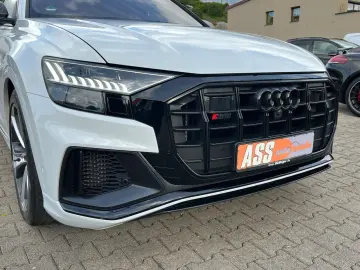 AUDI SQ8 competition  SofC HuD Sta 3xCarb 1HD Pan BRD