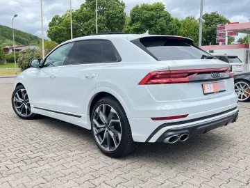 AUDI SQ8 competition  SofC HuD Sta 3xCarb 1HD Pan BRD