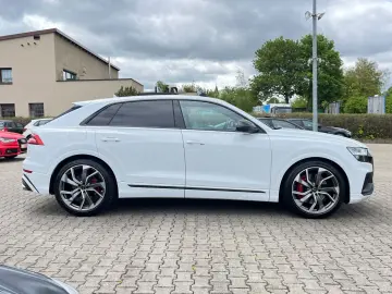 AUDI SQ8 competition  SofC HuD Sta 3xCarb 1HD Pan BRD