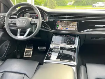 AUDI SQ8 competition  SofC HuD Sta 3xCarb 1HD Pan BRD