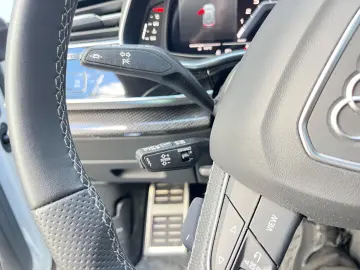 AUDI SQ8 competition  SofC HuD Sta 3xCarb 1HD Pan BRD