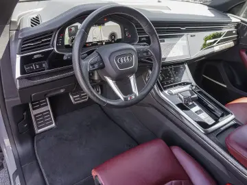 AUDI SQ8 SUV SQ8 competition plus TFSI 373(507) tiptr