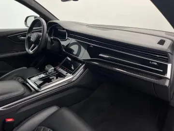 AUDI SQ8 TFSI quattro  HuD MATRIX 360  AHK PANO STHZ