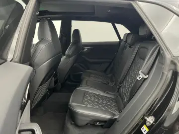 AUDI SQ8 TFSI quattro  HuD MATRIX 360  AHK PANO STHZ