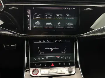 AUDI SQ8 TFSI quattro  HuD MATRIX 360  AHK PANO STHZ