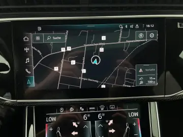 AUDI SQ8 TFSI quattro  HuD MATRIX 360  AHK PANO STHZ