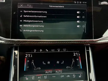 AUDI SQ8 4.0 TFSI quattro Head PANO AHK WANK ACC B&O