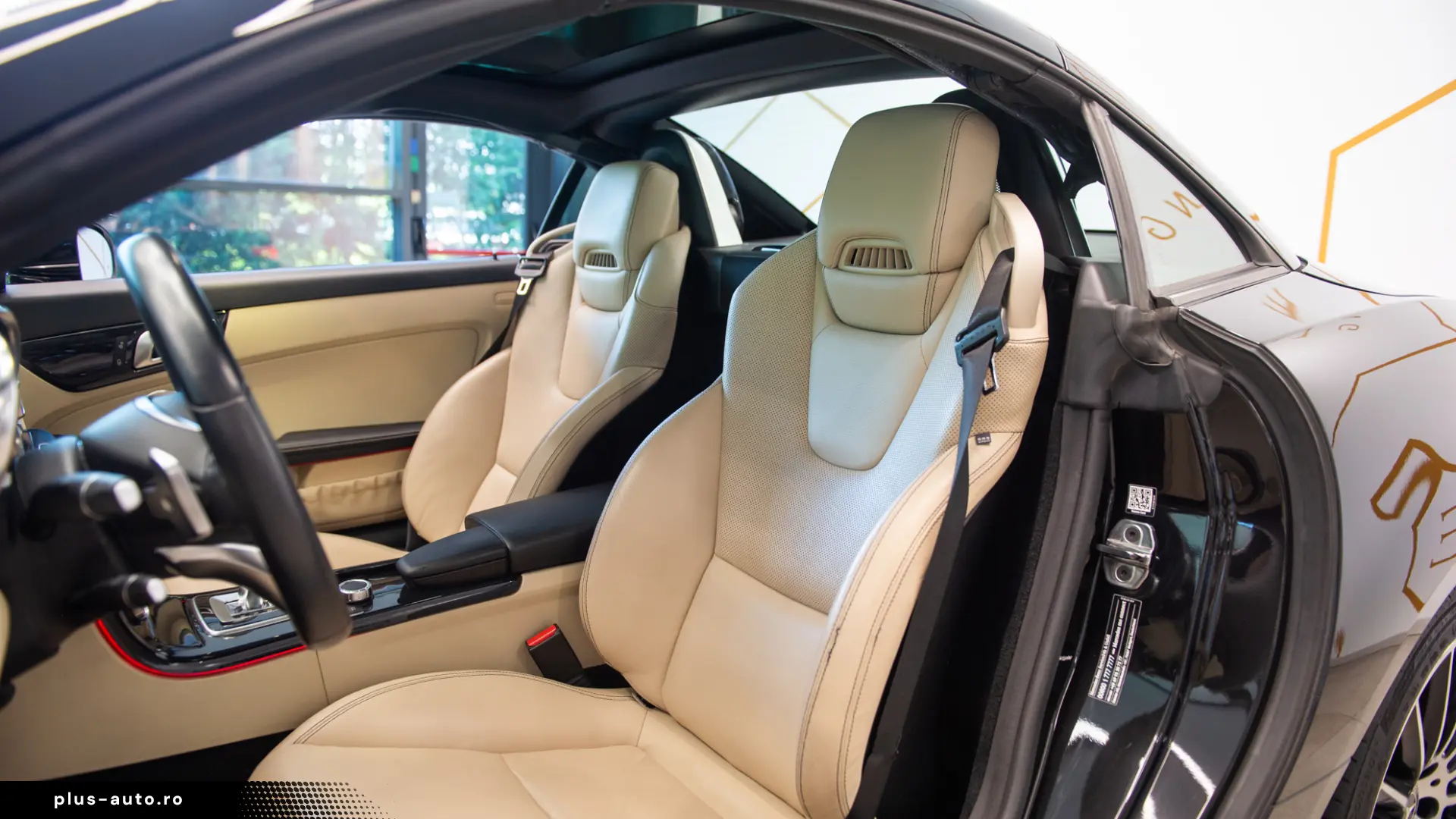 Mercedes-Benz SLC 300 AMG Sport