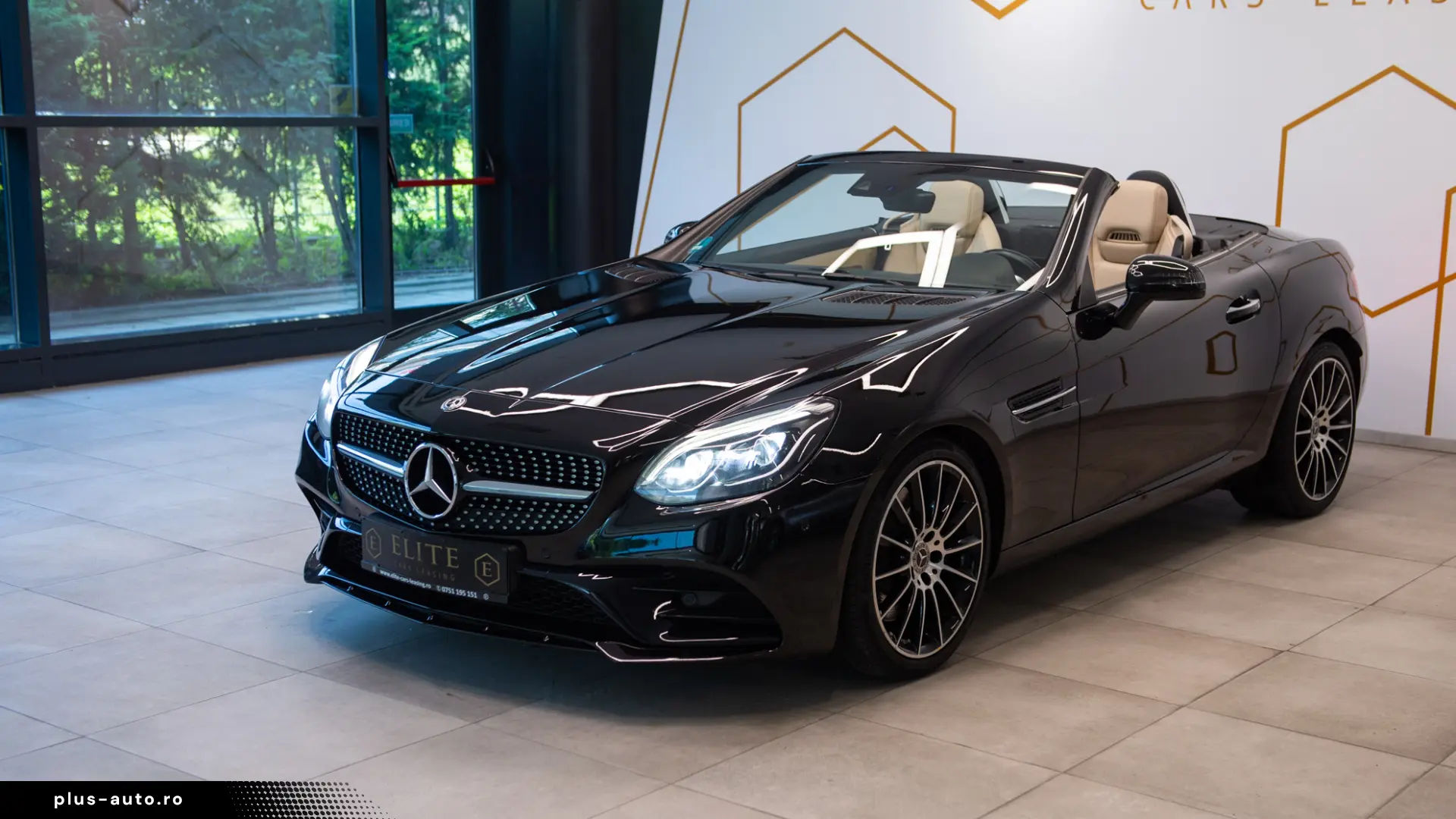Mercedes-Benz SLC 300 AMG Sport