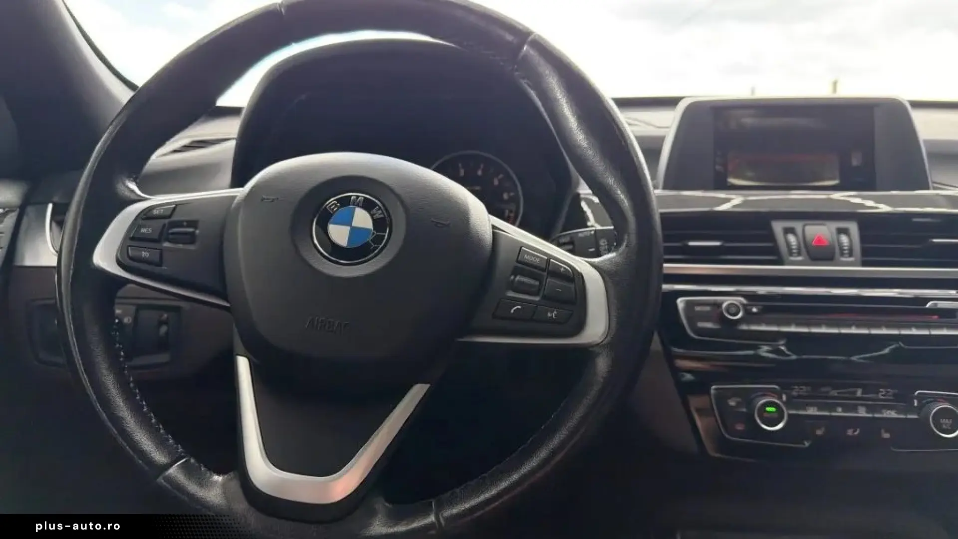 BMW X1 Benzina Automat XDrive