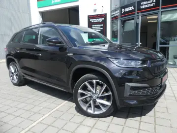 SKODA Kodiaq 2.0 TDi Sportline 4x4 7-SITZE PANO LED AC