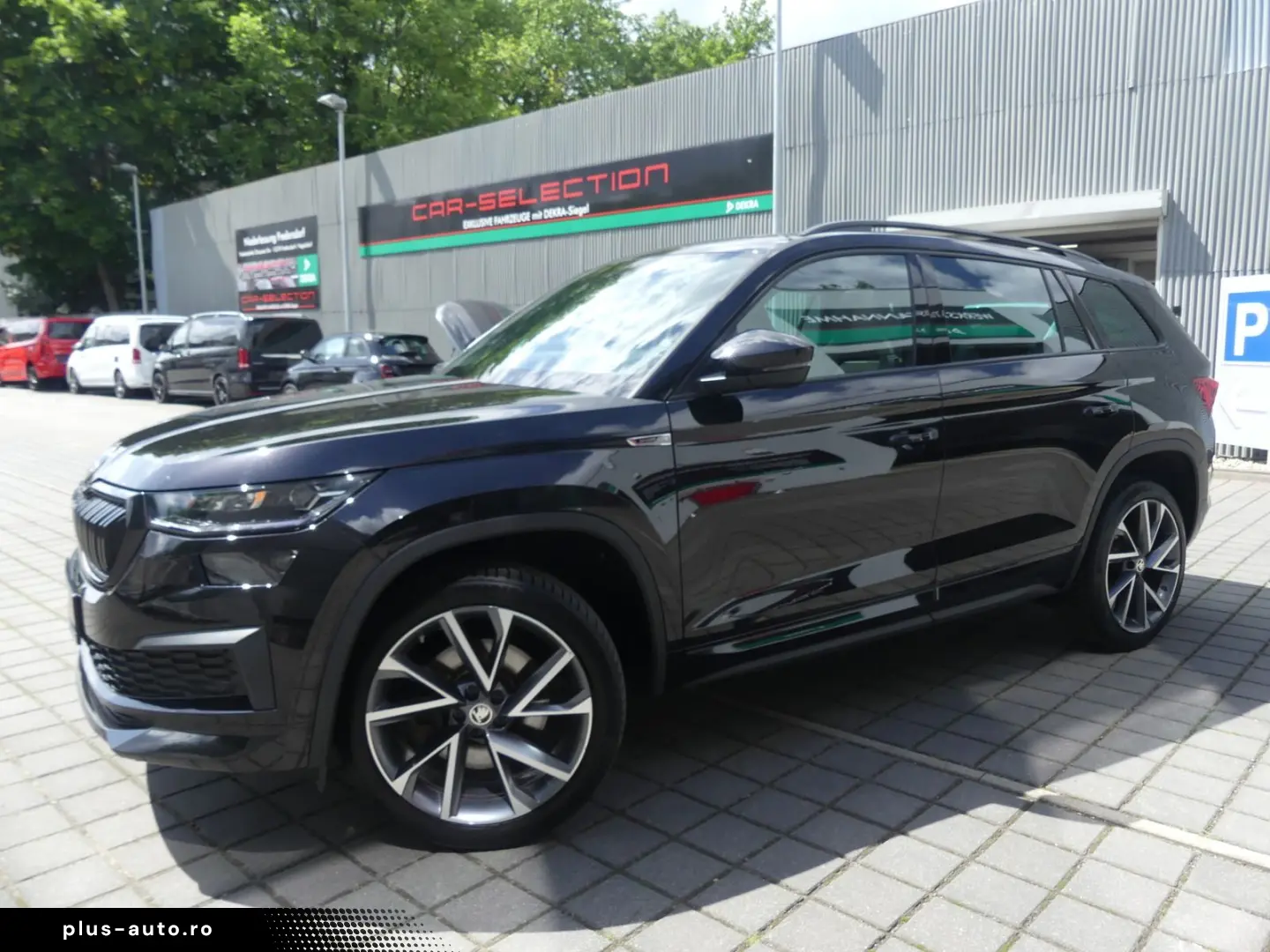 SKODA Kodiaq 2.0 TDi Sportline 4x4 7-SITZE PANO LED AC