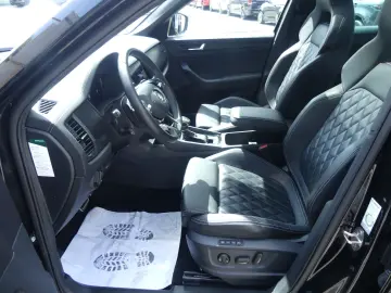 SKODA Kodiaq 2.0 TDi Sportline 4x4 7-SITZE PANO LED AC